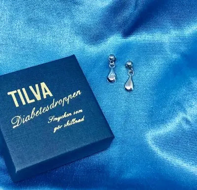 Diabetesdroppen- Örhänge i Presentask Tilva