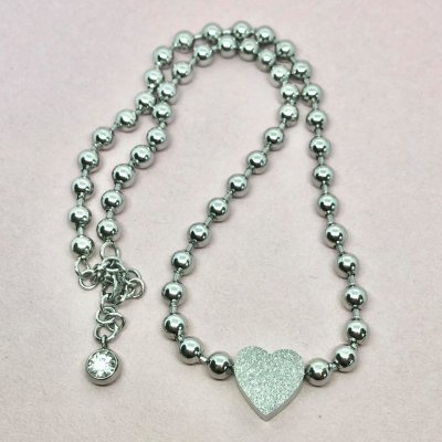 Heart on Line- halsband