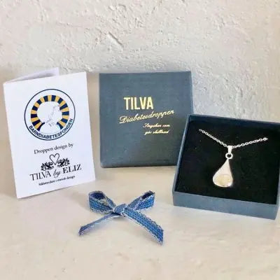 Diabetesdroppen- Small Halsband i Presentask Tilva