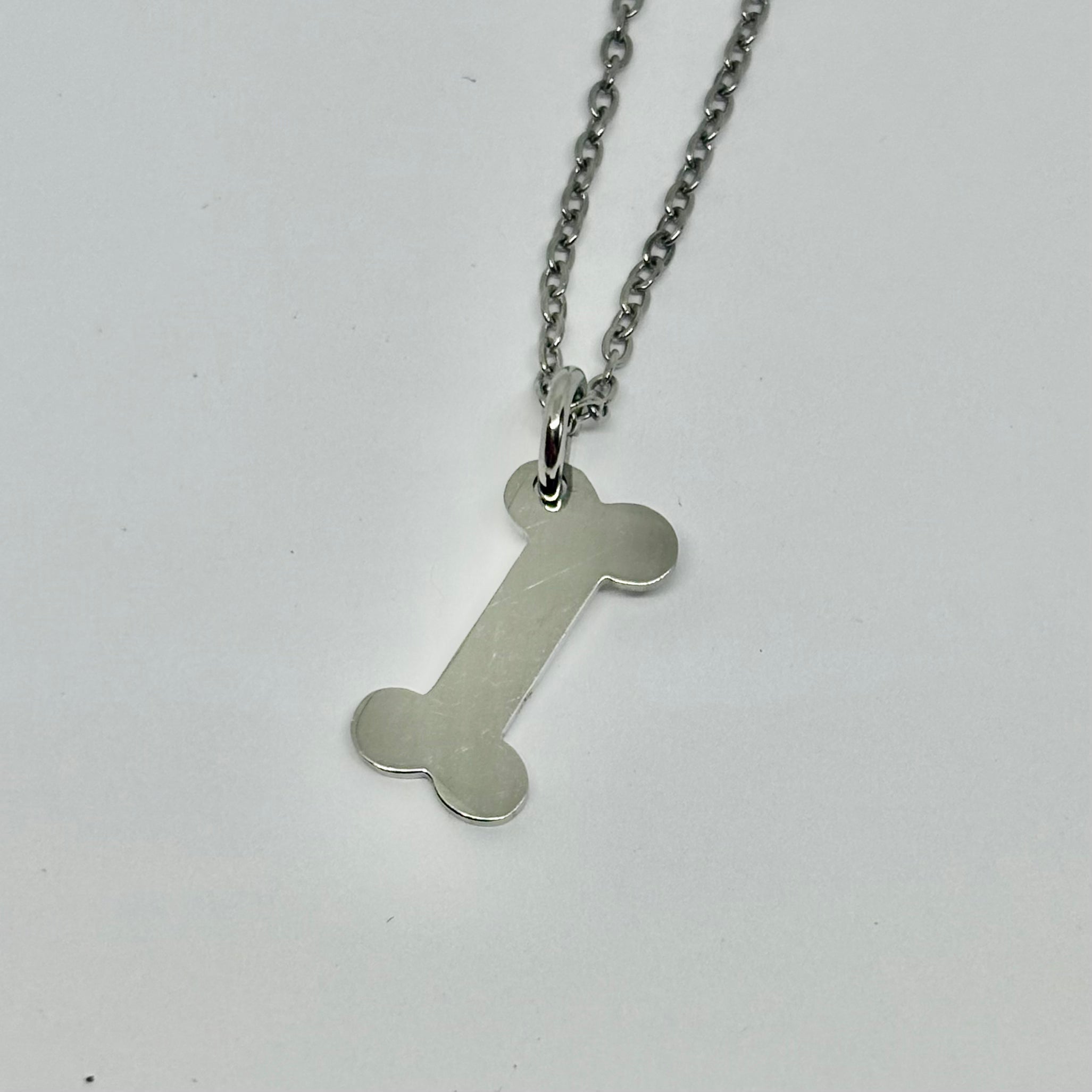 Bone- Halsband