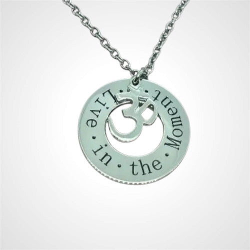 Ohm- Halsband