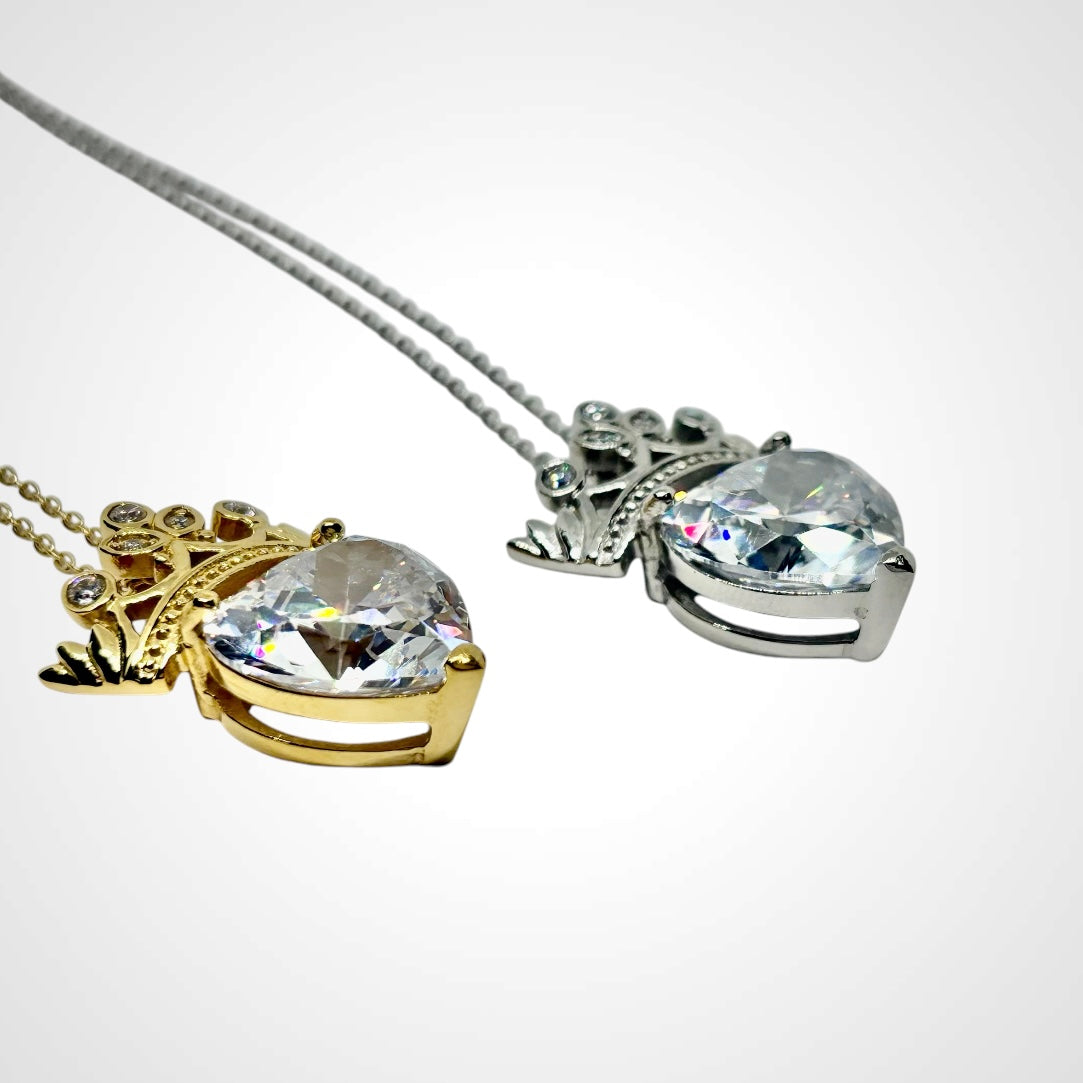 Queen Of Everythhing Mix 2- Halsband 